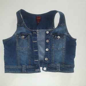 Jean Vest